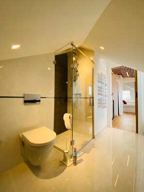 Bathroom - Modern 3BD Apartment in Zolynia Town Square (Żołynia)