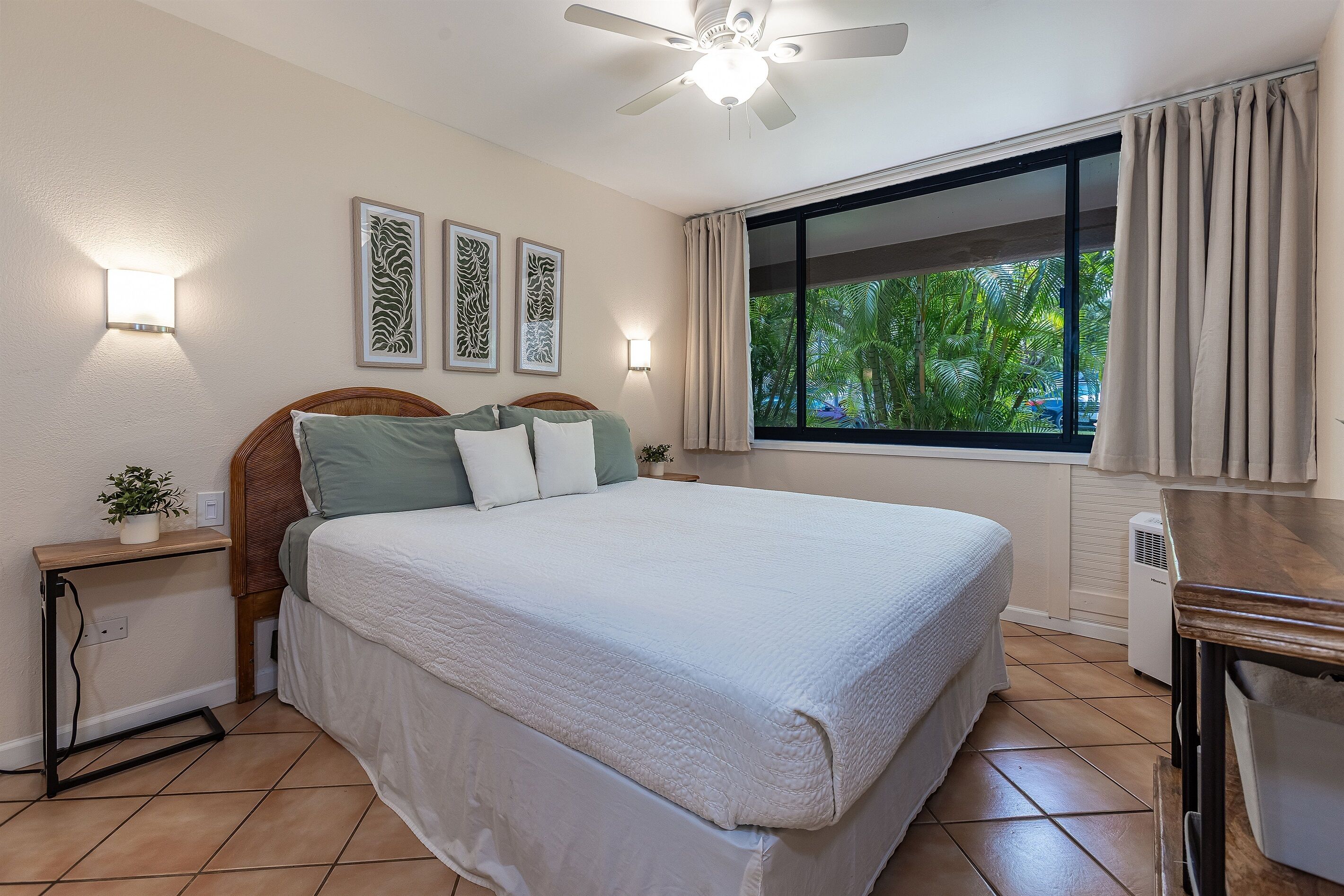 Kamaole Sands Condo | Ground Floor, 2 Bath, Pool, Hot Tub, Ac, Walk To Beach - Wailea, HI
