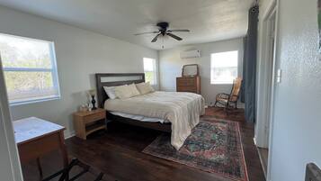 2 bedrooms, free WiFi, bed sheets, wheelchair access