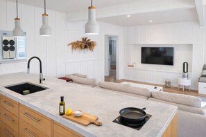 Interior - Beach inspired home • Relax & unwind (Raglan)