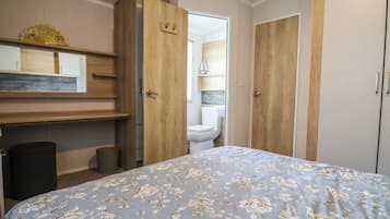 2 bedrooms, WiFi (free), individually decorated, individually furnished