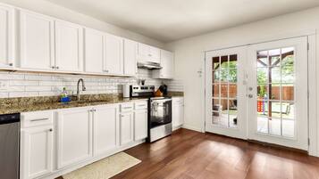 Microwave, oven, stovetop, dishwasher