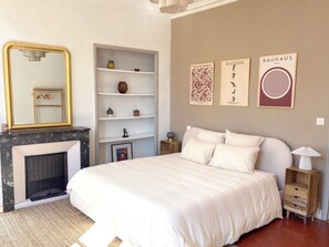 Room - Charming, sunny apartment in the center of Perpignan (Perpignan)