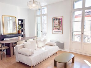 Living area - Charming, sunny apartment in the center of Perpignan (Perpignan)