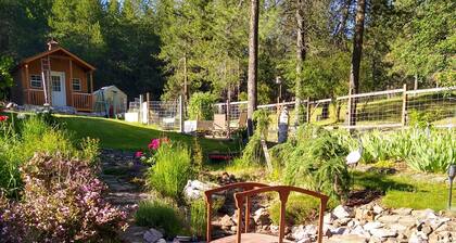 Lazy J/C Ranch, 2-bedroom suite on 10 beautiful acres just outside of Deer Park