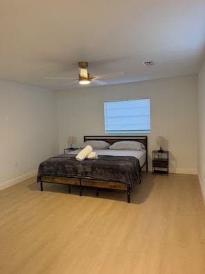 Free WiFi, bed sheets, wheelchair access