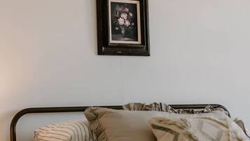 1 habitación, cuna de viaje, wifi y ropa de cama