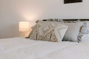 1 chambre, lit parapluie, Wi-Fi, draps fournis