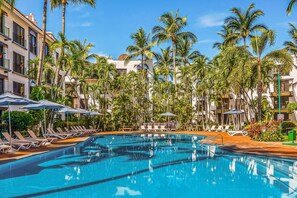Pool - Cozy apartment w/ balcony, pool views, free Wifi (Puerto Vallarta)