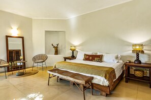 Desk, iron/ironing board, free WiFi, bed sheets - Tranquil Retreat with Pool, Views of the ocean, close to beach (Sayulita)