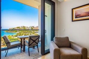 Interior - Oceanfront Gem with Bay View Terrace & Direct Sea Access (Cruz de Huanacaxtle)