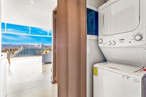 Interior - Oceanfront luxury with amazing view, 4 pools, private beach, on-site spa, dining (Bucerias)