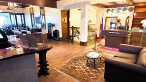 Lobby - Windy Ridge Hotel Tagaytay (Tagaytay)