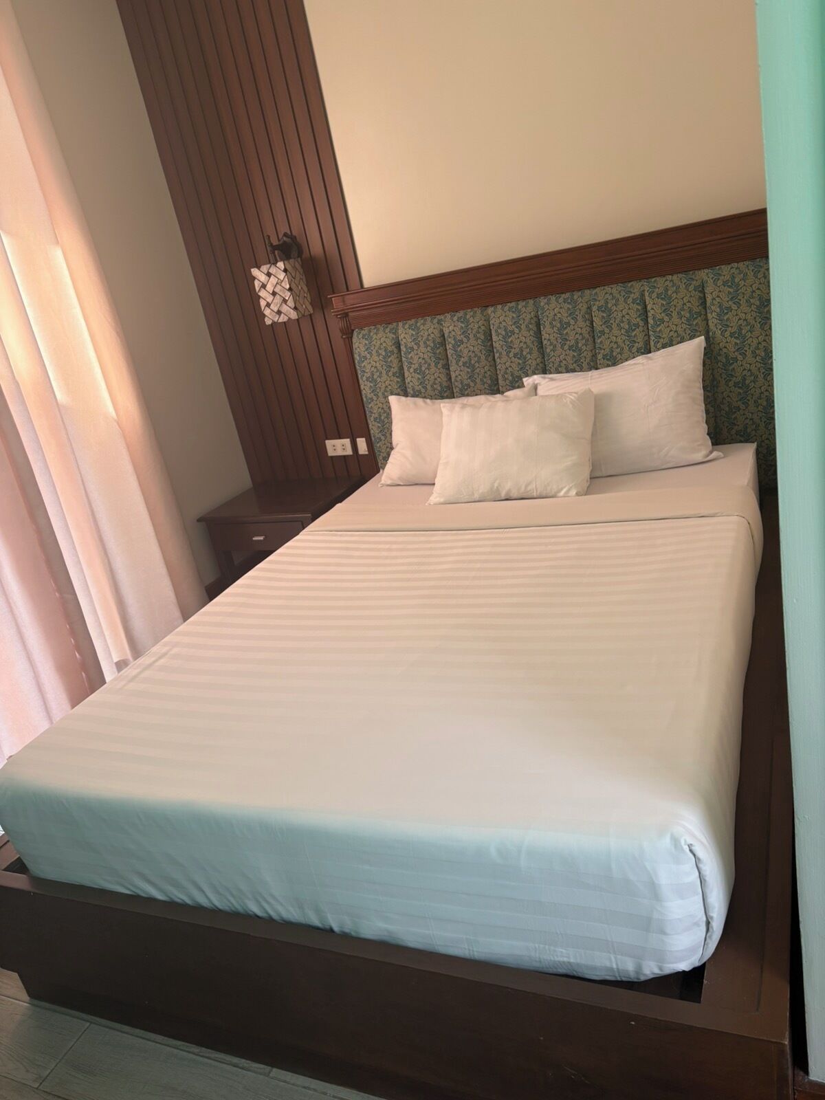 Comfort-Villa, Poolblick