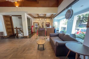 Lobby - Windy Ridge Hotel Tagaytay (Tagaytay)