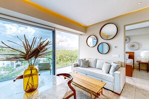 TV, ping pong - Updated condo with sweeping views, pools, fitness room, balcony, W/D, and AC (Bucerias)