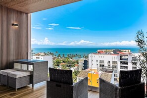 Property grounds - Modern waterfront condo with shared pool, balcony, and washer/dryer (Bucerias)