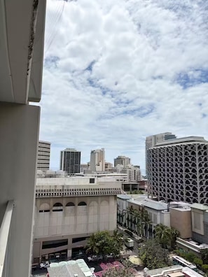 Interior - Clean Modern Studio with Free Parking, Walk to Beach. Entire Condo in Waikiki. (Honolulu)