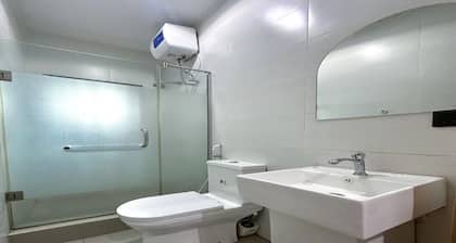 Supreme Apartments