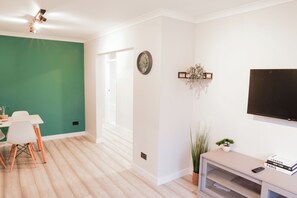 Interior - Modern 2 Bedroom|Wembley Stadium| Free Parking (Wembley)