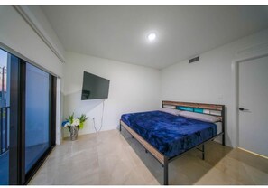 Room - Sunset Place (Homestead)