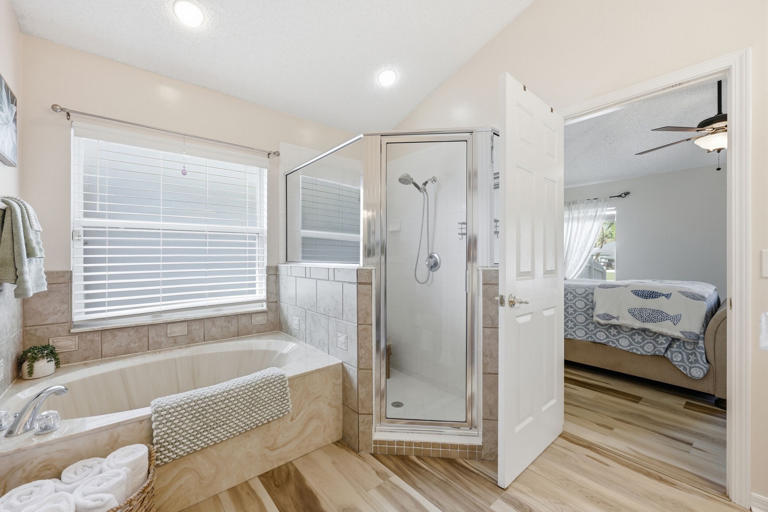 Shower, towels