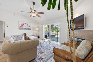 Smart TV - Upscale Retreat w/ Pool | Near Mayo & Beaches (Jacksonville)