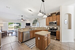Fridge, microwave, oven, stovetop - Upscale Retreat w/ Pool | Near Mayo & Beaches (Jacksonville)