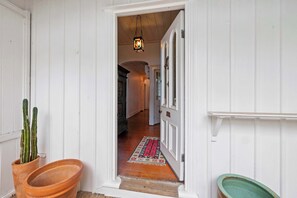 Exterior detail - The Kreisler Homestead (New Plymouth)