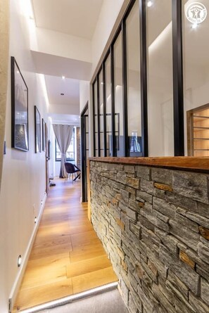 Interior - Le Chalet De L'horloge (CHAMBERY)