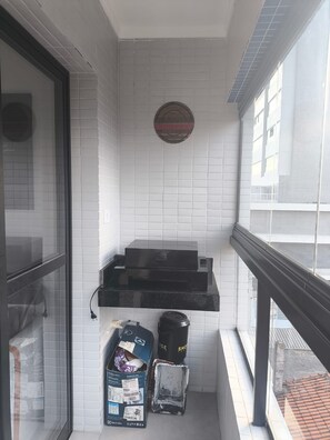Property grounds - Comfortable apartment across from the beach. (Praia Grande)