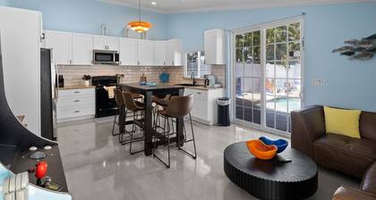 Turtle Tracks: 1 Block to Beach! Pool by Anna Maria Life Vacation Rentals