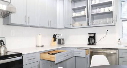Convenient 3 Bed/1 Bath Home