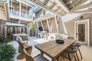 Outdoor dining - 5BR WaterColor Retreat:  Beach Club Access, Golf Cart, BIkes, Private Pool, Carriage House! (Santa Rosa Beach)