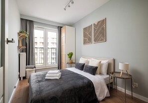 Room - Wola Obozowa Spacious Apartment (Warszawa)