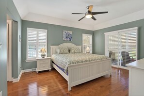 Free WiFi - Beautiful One Level Rehoboth Beach House walk to Water Park! (Rehoboth Beach)