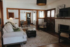 Living area - Charming Home Near Downtown Wichita! W&D + Patio (Wichita)