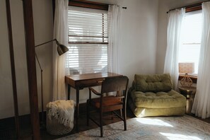 Interior - Charming Home Near Downtown Wichita! W&D + Patio (Wichita)