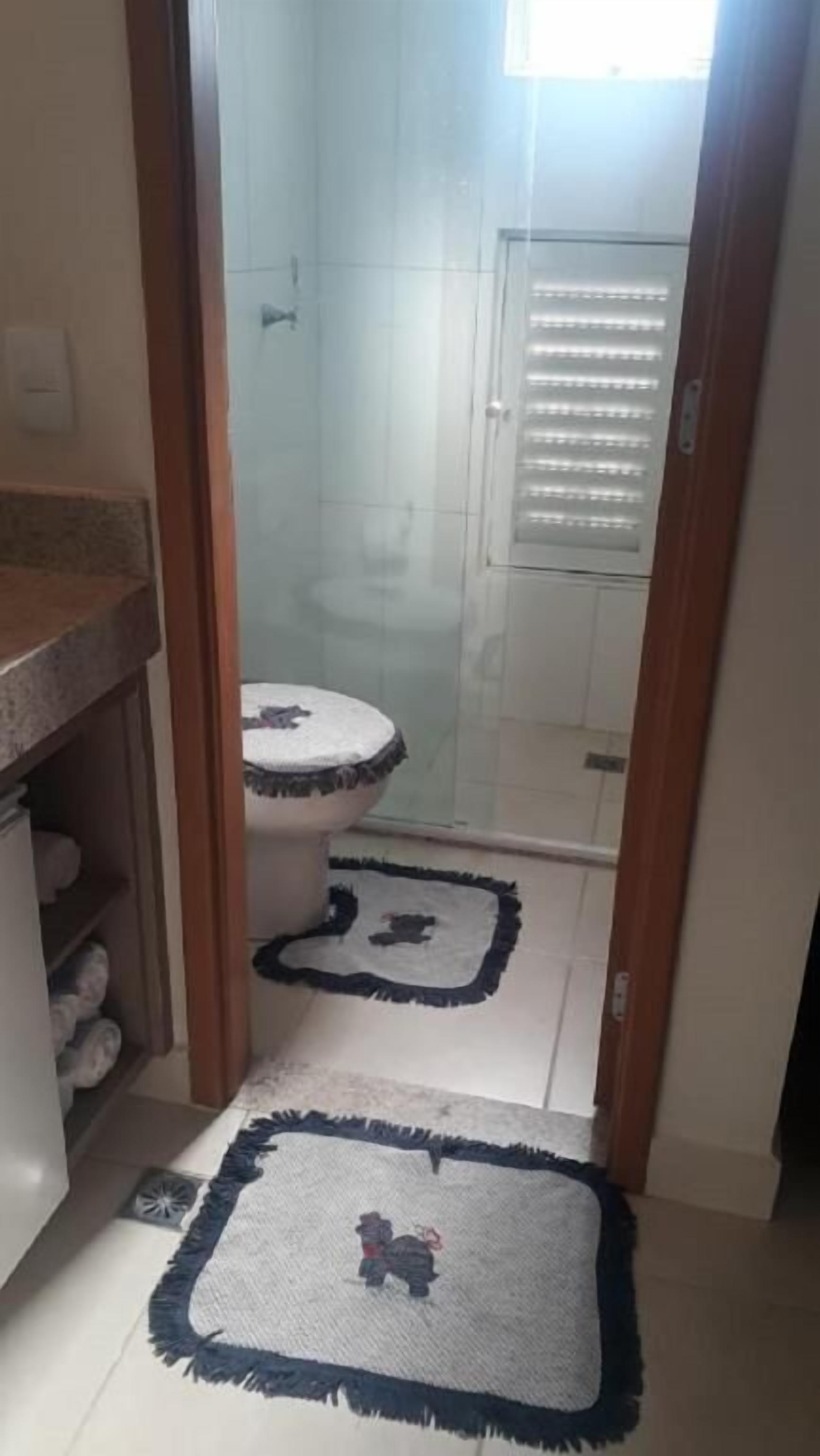Luxury Studio, 1 Queen Bed, Lanai, Lake View | Bathroom