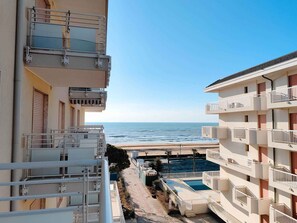 Property grounds - Holiday apartment with balcony (Jesolo)