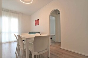 Dining - Holiday apartment with balcony (Jesolo)