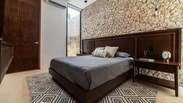 5 bedrooms, free WiFi