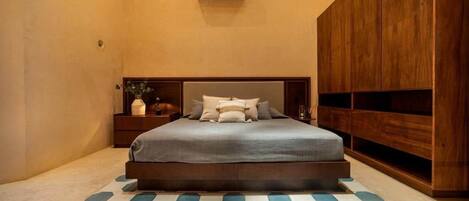 5 bedrooms, free WiFi