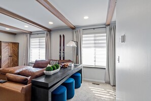 Interior - Alpenhof 07 | 2BR | Park Ave Location | Walk to PCMR | Full Kitchen | Parking (Park City)