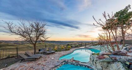 #Habitue - Casa Vida Sol – Foothills Retreat | Pool, Spa & Views