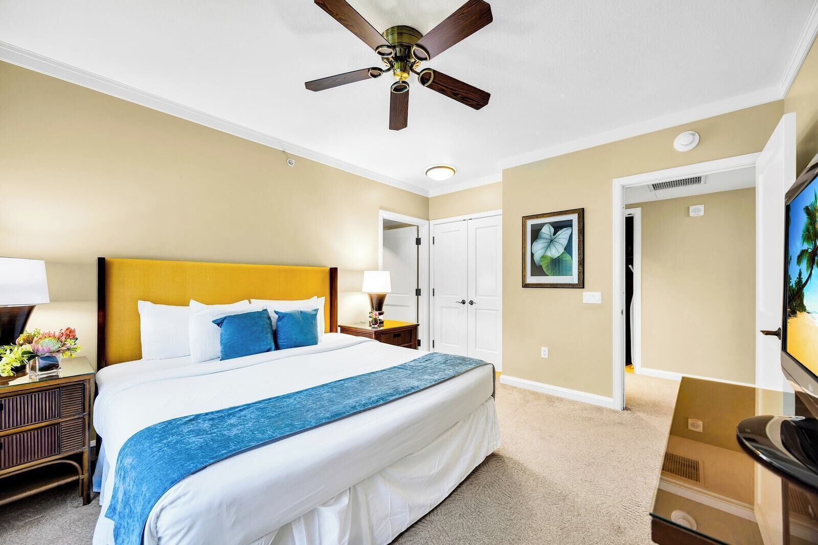 6 bedrooms, iron/ironing board, travel cot, WiFi