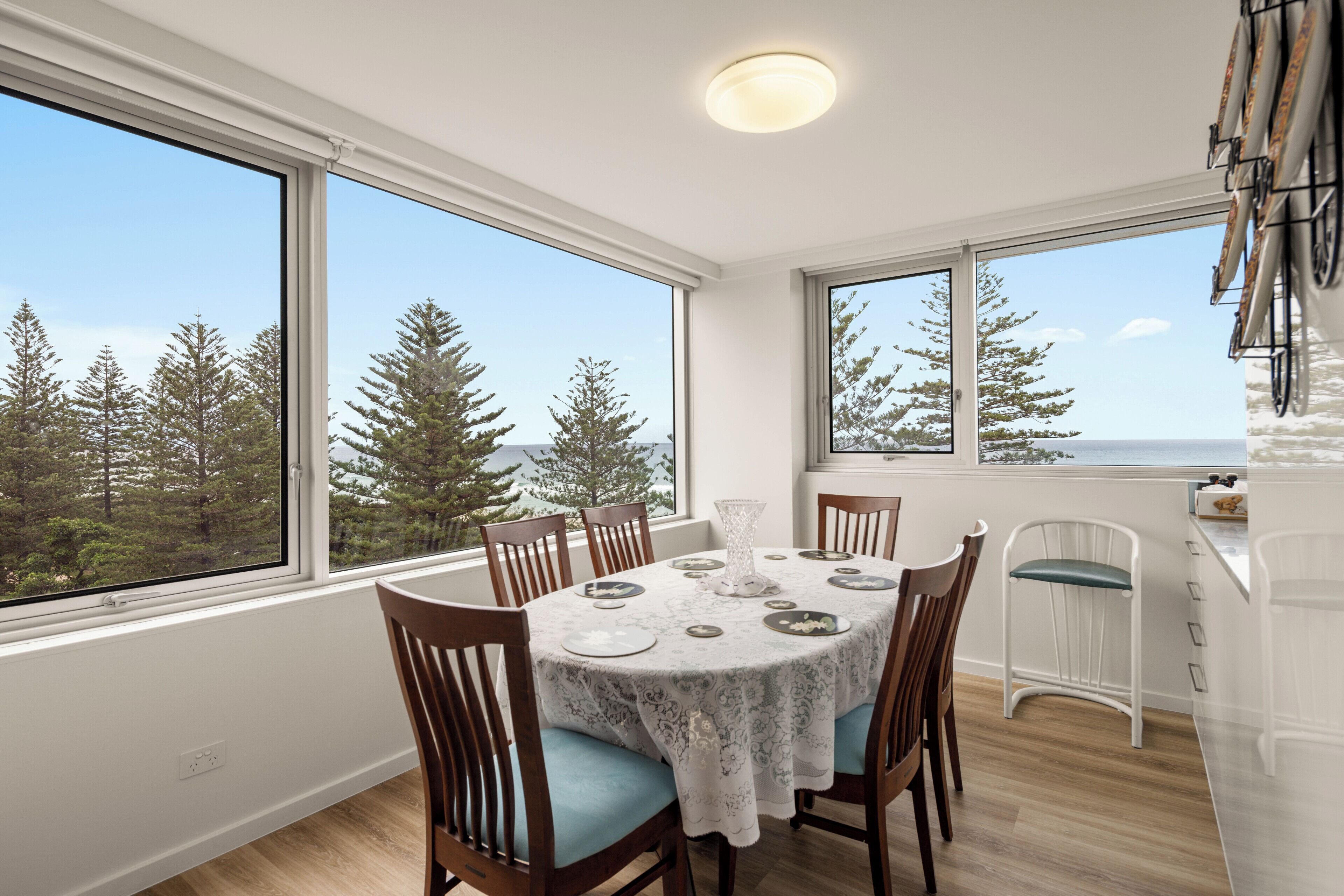 Apartment, Balcony, Ocean View | Dining
