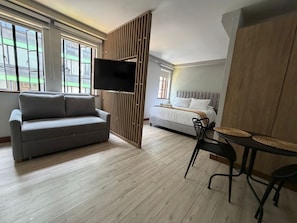 Classic Room | Living area - CASA SUE LIVING & HOTEL (Bogotá)