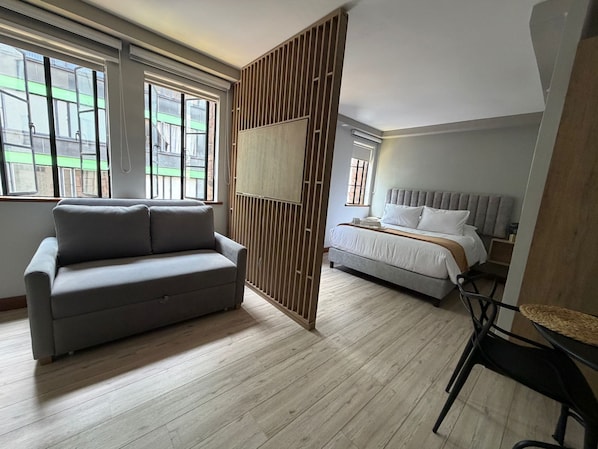 Classic Room | Living area - CASA SUE LIVING & HOTEL (Bogotá)