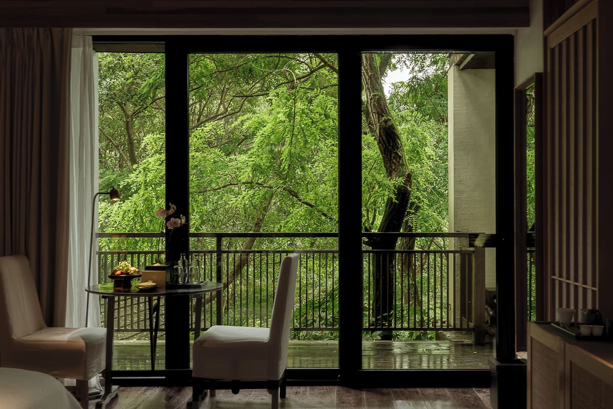 Signature Room, Garden View | Blackout drapes, soundproofing, iron/ironing board (on request)